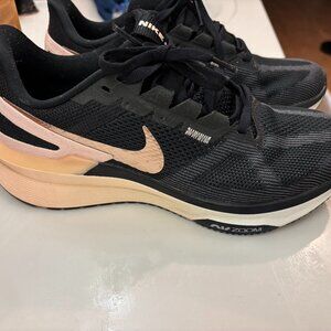 Women's Nike Structure 25 Tennis Shoes 8.5